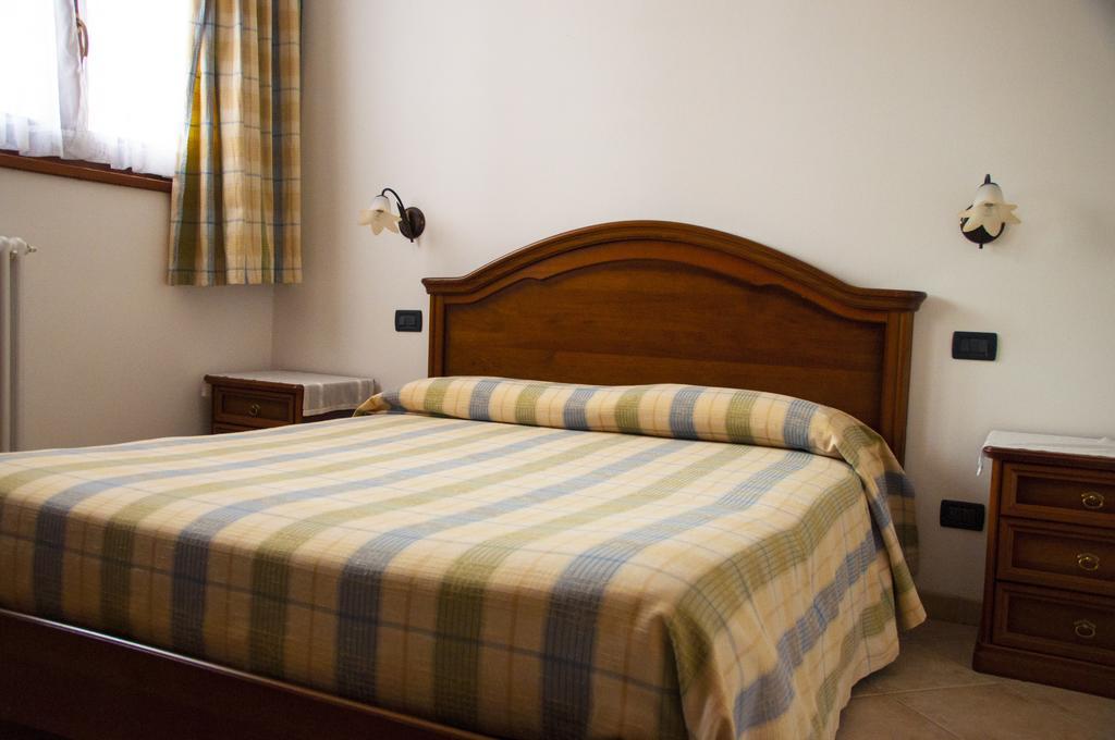 Agriturismo Ai Tre Fienili Ponti sul Mincio Kamer foto