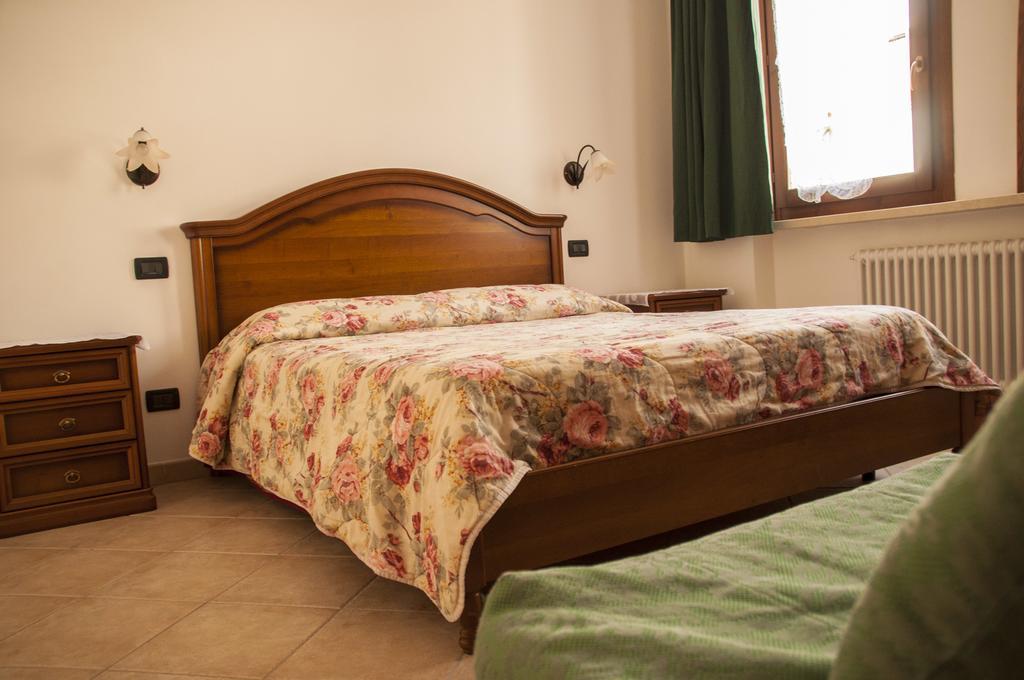 Agriturismo Ai Tre Fienili Ponti sul Mincio Kamer foto